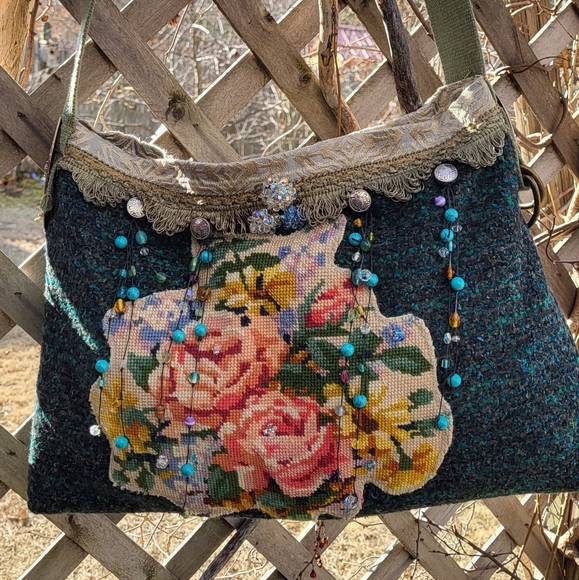 Handmade Artsy Boho Crossbody Messanger Style Bag - Picture 1 of 11